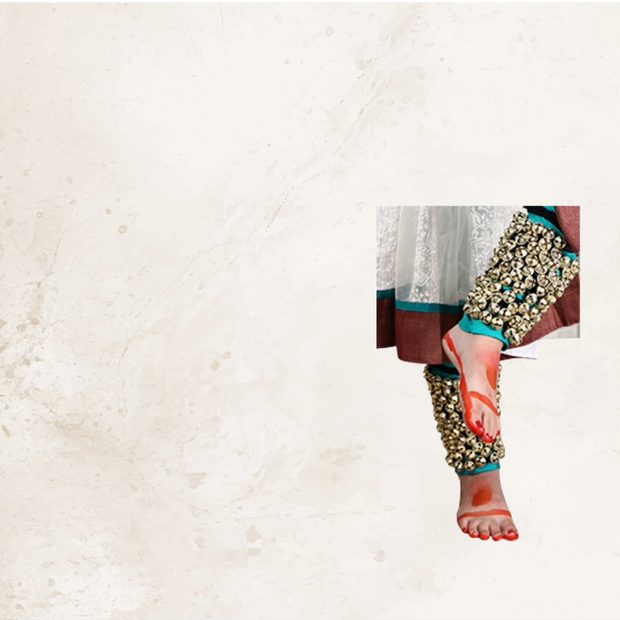 <h4><strong>Bharatnatyam & Kathak Ghungroo</strong></h4>